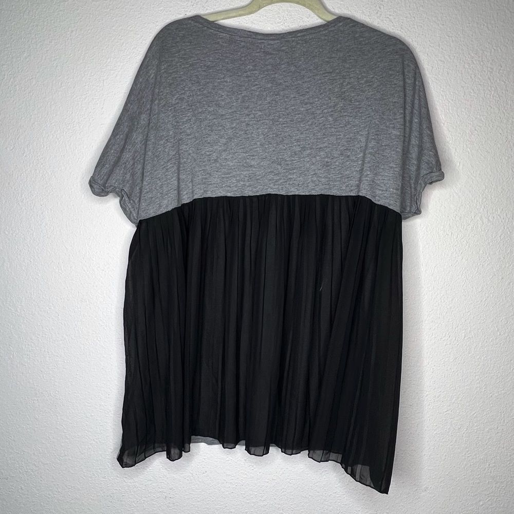Torrid Top - Picture 2 of 7